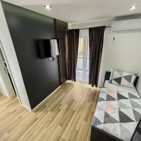 Апартаменты Mila Лакташи