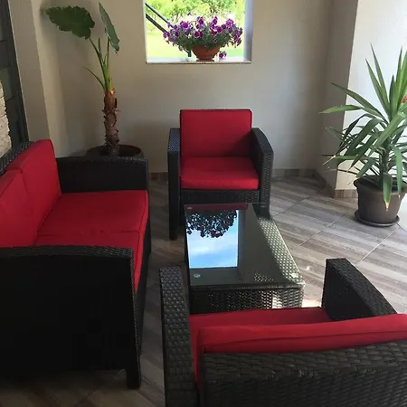Mila Apartment *