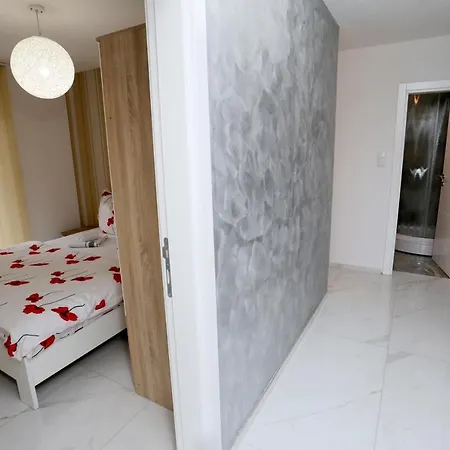Mila Apartment *