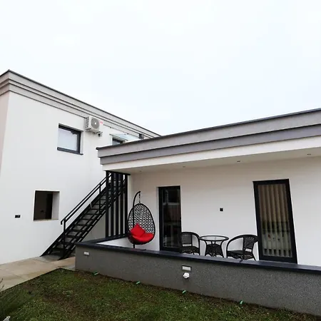 Mila Apartment